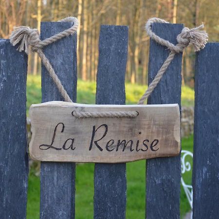 Vila La Remise 4 Etoiles Saint-Hilaire-de-Mortagne Exteriér fotografie